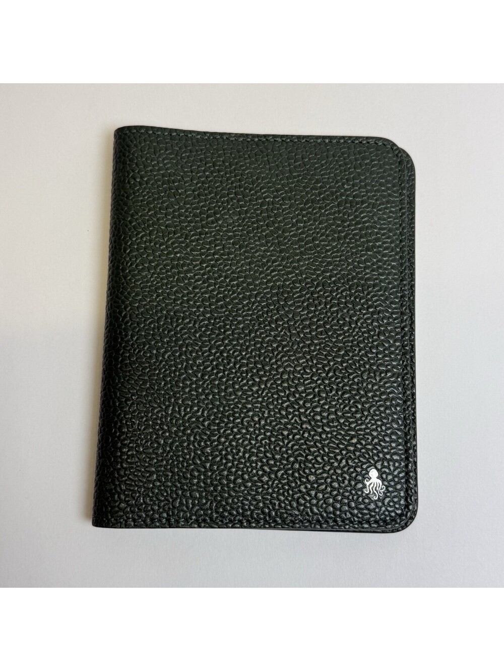 Senreve Passport Cover Travel Pebbled Leather Holder Protector Green Octopus